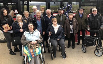 Senioren besuchen den Langlebenhof