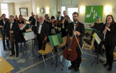 Salonorchester in der Seniorenresidenz